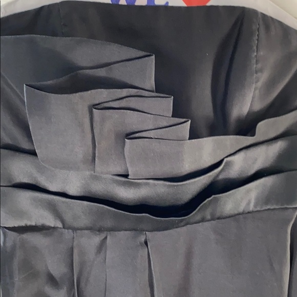 White House Black Market strapless dress - Picture 2 of 3